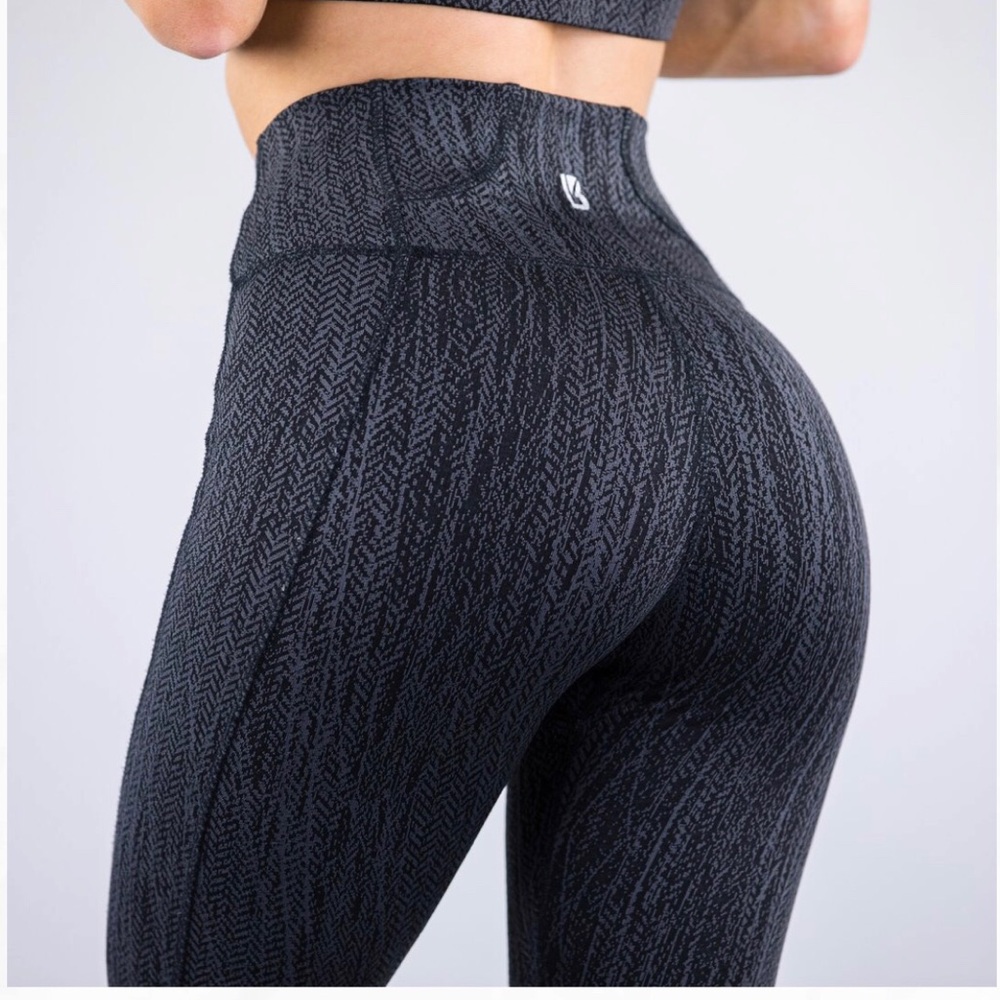 Buff bunny jacquard legging-iron